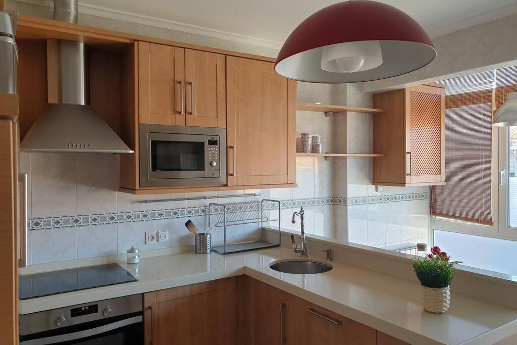 Superbright Close To Beaches & Metro Appartement Urduliz