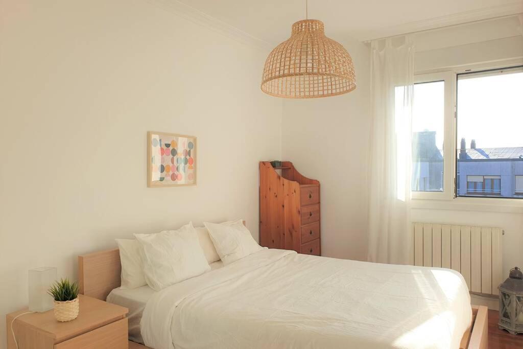 Superbright Close To Beaches & Metro Urduliz